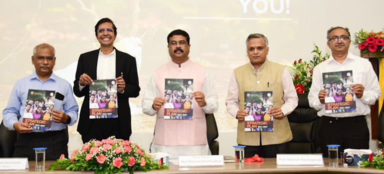 Education Minister Shri Dharmendra Pradhan Launches IIT Madras Strategic Plan 2022-27 During His Visit to The Institute